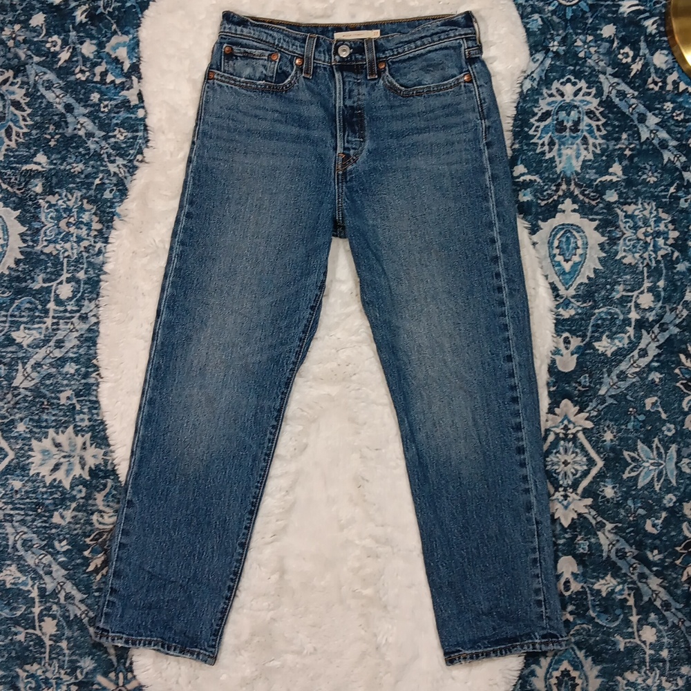 Levi's premium wedgie straight button fly high rise jeans womens sz 27